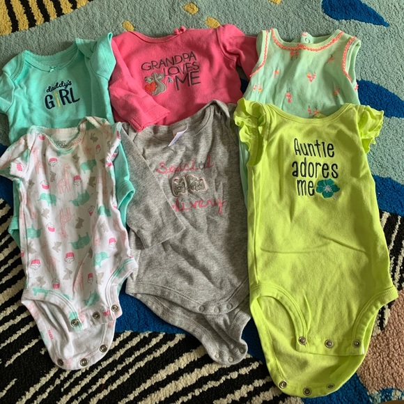 Baby girl 0-3 month clothing bundle - Picture 9 of 10